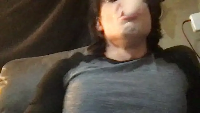 Snapshot of GypsiiCornel chatting on 04/20/26, 04:48 GypsiiCornel online show from 04/20/26, 04:48