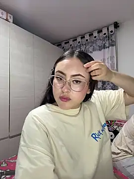Snapshot of roomsex_ chatting on 06/11/26, 12:54 roomsex online show from 06/11/26, 12:54