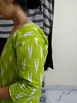 Monika kumari6 online show from 05/20/26, 05:30