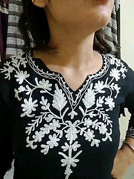 Monika kumari6 online show from 05/24/26, 05:18
