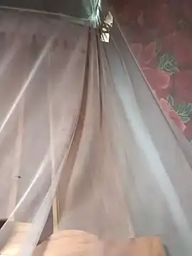 saya 006 online show from 04/15/26, 04:52