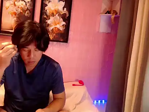 akiramoore online show from 05/14/26, 07:26