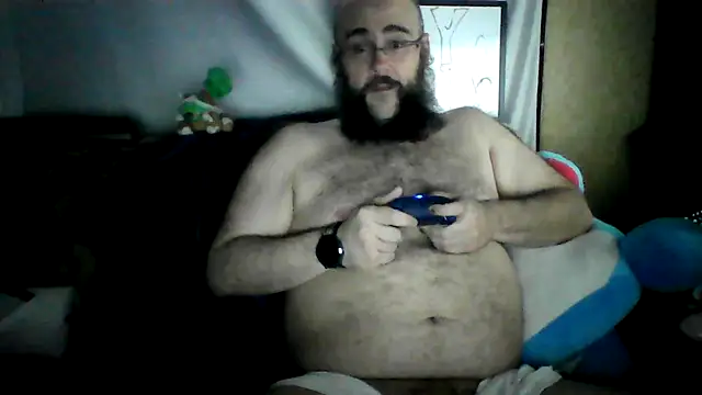 Snapshot of BriTheTopBear chatting on 05/29/26, 05:16 BriTheTopBear online show from 05/29/26, 05:16