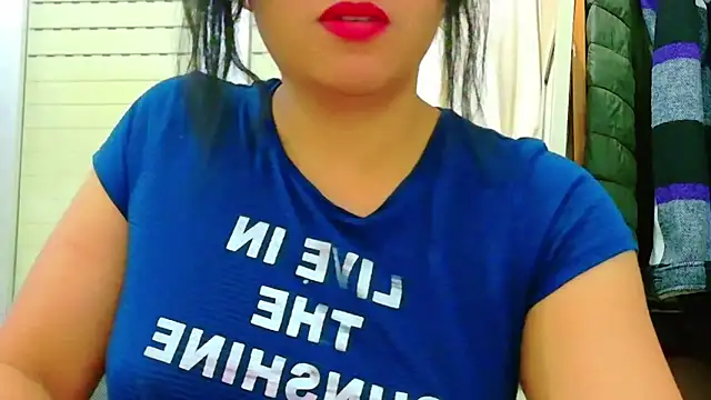 Snapshot of MojaditPussy chatting on 04/22/26, 07:37 MojaditPussy online show from 04/22/26, 07:37