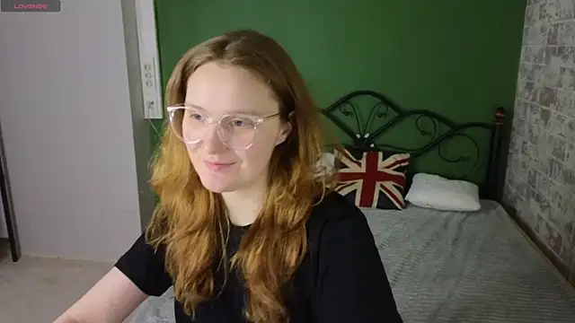 Snapshot of JessieWayy chatting on 05/25/26, 01:11 JessieWayy online show from 05/25/26, 01:11