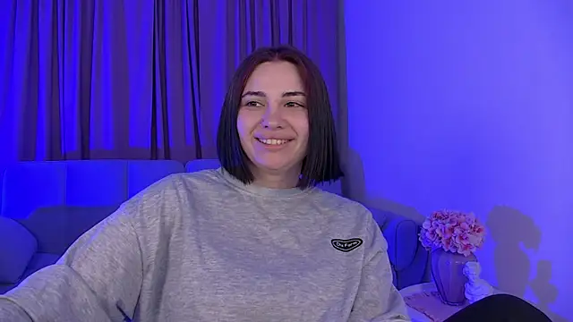 Snapshot of AdrianaToress chatting on 06/02/26, 07:16 AdrianaToress online show from 06/02/26, 07:16