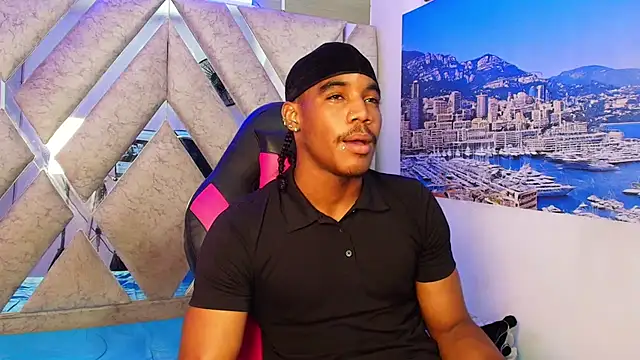 Snapshot of axel_silva4 chatting on 06/23/26, 07:45 axel silva4 online show from 06/23/26, 07:45