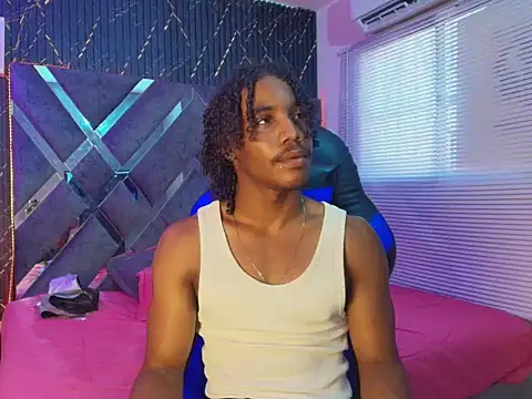 Snapshot of axel_silva4 chatting on 06/27/26, 07:30 axel silva4 online show from 06/27/26, 07:30