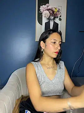 Snapshot of DulceLatinaxo chatting on 04/08/26, 08:20 DulceLatinaxo online show from 04/08/26, 08:20