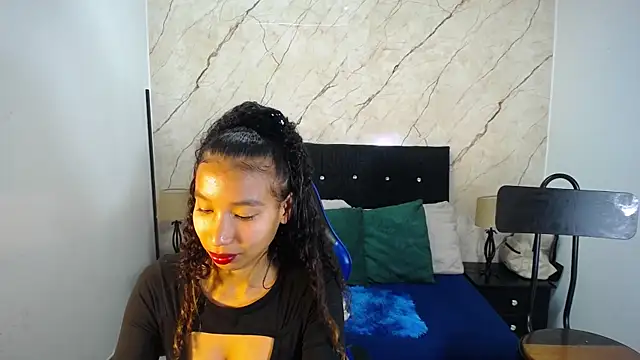 Snapshot of hasley_cute chatting on 04/27/26, 07:34 hasley cute online show from 04/27/26, 07:34