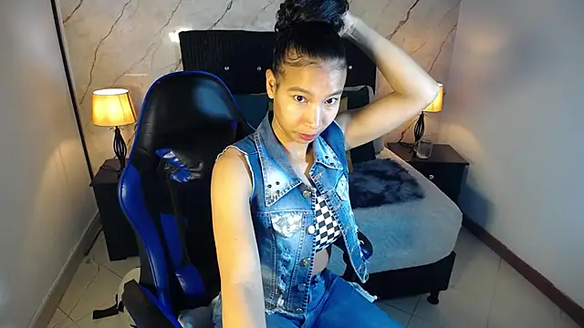 Snapshot of hasley_cute chatting on 05/06/26, 07:30 hasley cute online show from 05/06/26, 07:30