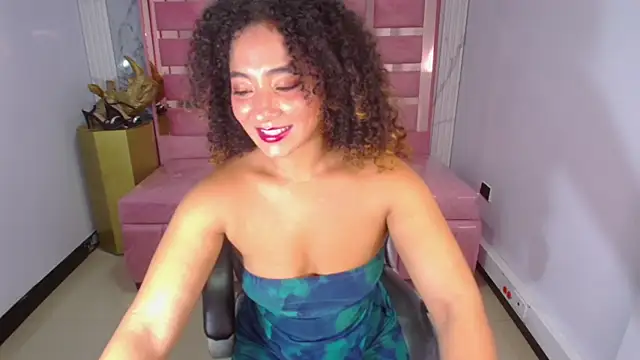 Snapshot of Brittany_ch chatting on 04/15/26, 07:58 Brittany ch online show from 04/15/26, 07:58