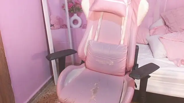 meganlust1 online show from 06/15/26, 09:17