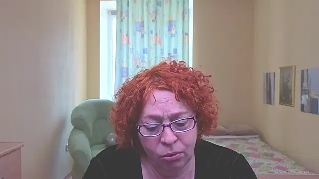 Fara Flutte online show from 04/17/26, 08:28