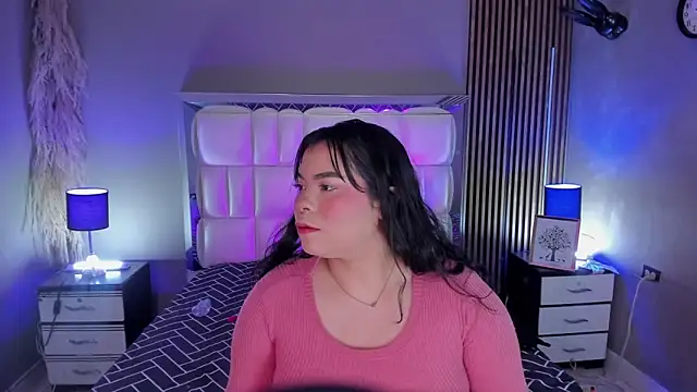 Snapshot of ROSELEI_ chatting on 04/11/26, 01:04 ROSELEI online show from 04/11/26, 01:04