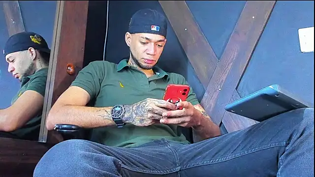 Daniel huge22 online show from 05/08/26, 01:49