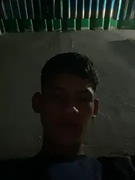 Snapshot of chicocalo chatting on 04/07/26, 12:55 chicocalo online show from 04/07/26, 12:55