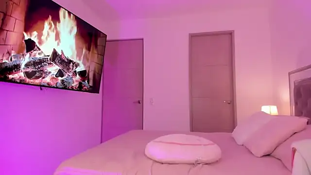 im amberr online show from 04/11/26, 12:04