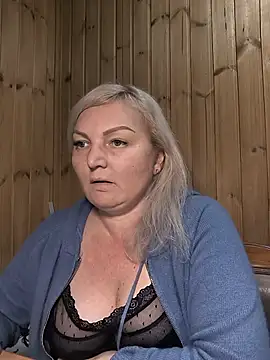 White-Chocolatte online show from 04/09/26, 03:50