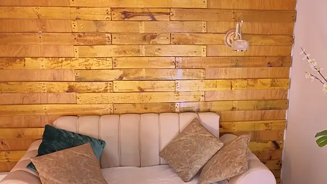 Snapshot of jack_shine chatting on 04/08/26, 04:12 jack shine online show from 04/08/26, 04:12