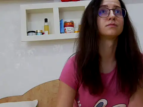 KarolDolly05 online show from 04/11/26, 02:54