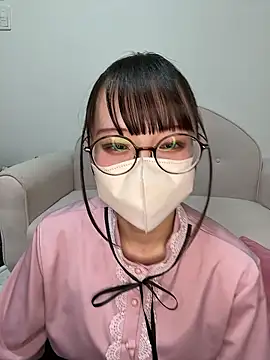 Snapshot of Merochi_o0 chatting on 06/06/26, 12:10 Merochi o0 online show from 06/06/26, 12:10