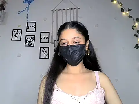 Snapshot of HOT_SNEHA4 chatting on 05/21/26, 05:03 HOT SNEHA4 online show from 05/21/26, 05:03