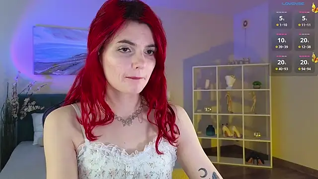 Snapshot of kittylunaa chatting on 06/23/26, 03:04 kittylunaa online show from 06/23/26, 03:04
