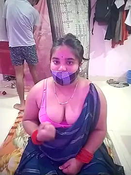 SEXY-COUPLE23 online show from 04/08/26, 04:51