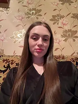 AlinaLove3213 online show from 05/17/26, 08:38