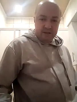 Luceriusbigass online show from 12/17/25, 03:51