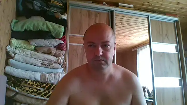 Luceriusbigass online show from 07/25/26, 08:34