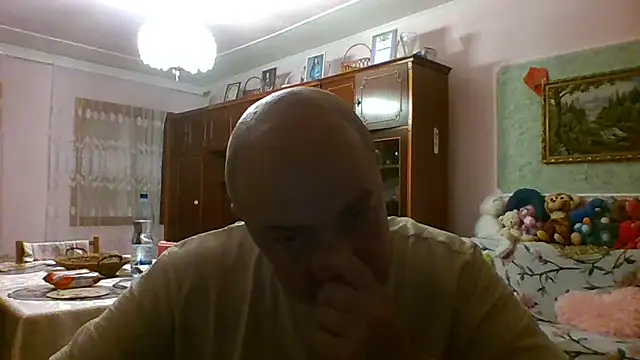 Luceriusbigass online show from 08/07/26, 06:54