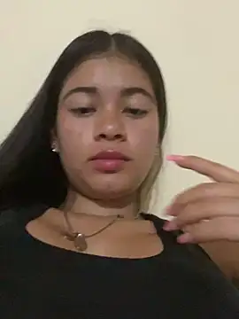 Snapshot of Kloe_zaf chatting on 05/31/26, 06:31 Kloe zaf online show from 05/31/26, 06:31