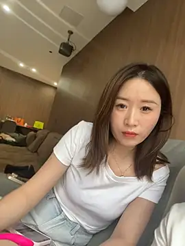 Snapshot of qin205205 chatting on 06/24/26, 05:39 qin205205 online show from 06/24/26, 05:39