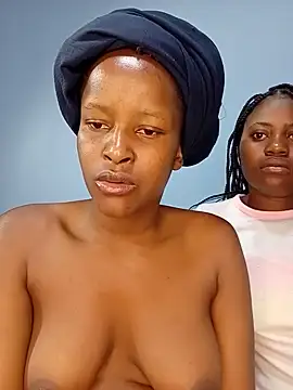 Snapshot of Scarlettxx_22 chatting on 06/05/26, 05:03 Scarlettxx 22 online show from 06/05/26, 05:03