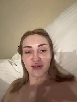 lovencat online show from 04/07/26, 10:20