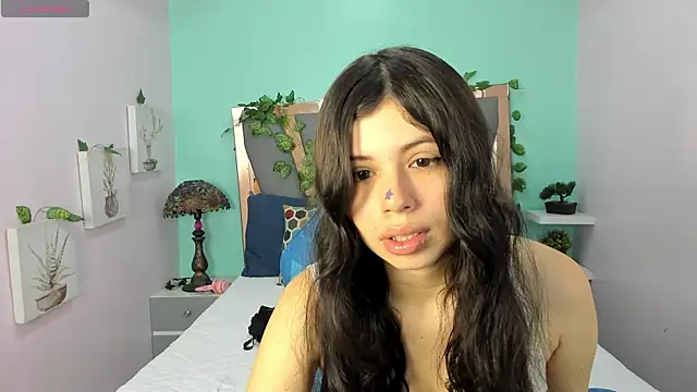 Snapshot of Sophie_Copers chatting on 04/09/26, 01:27 Sophie Copers online show from 04/09/26, 01:27