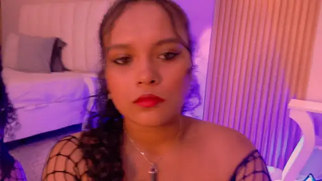 Snapshot of ValeriaJolie chatting on 04/10/26, 02:50 ValeriaJolie online show from 04/10/26, 02:50