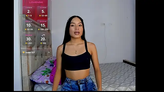 pocahontasbaby  online show from 04/10/26, 12:05