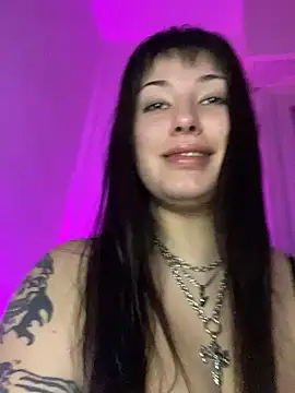 Snapshot of cherryxxox chatting on 07/15/26, 01:44 cherryxxox online show from 07/15/26, 01:44