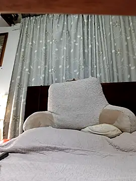 edulovee online show from 04/18/26, 06:17