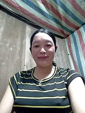 Snapshot of vanlucky2 chatting on 05/30/26, 04:09 vanlucky2 online show from 05/30/26, 04:09