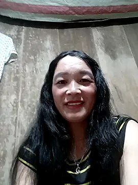Snapshot of vanlucky2 chatting on 06/25/26, 04:12 vanlucky2 online show from 06/25/26, 04:12