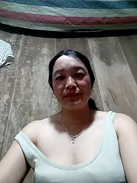 Snapshot of vanlucky2 chatting on 06/25/26, 06:40 vanlucky2 online show from 06/25/26, 06:40