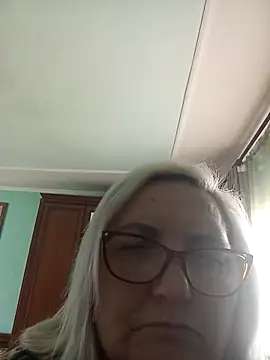 AureliaSky598 online show from 05/10/26, 11:59