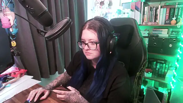 CaptivatedTate online show from 04/14/26, 12:16