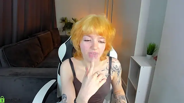 Star Bee online show from 04/08/26, 10:48