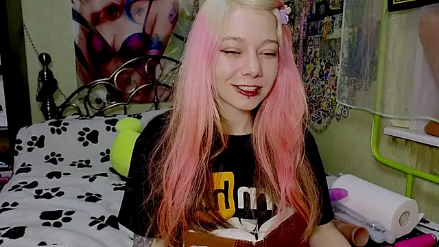 Sansarella online show from 03/22/25, 05:09