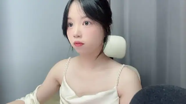Snapshot of Xiaoqing00 chatting on 05/16/26, 02:41 Xiaoqing00 online show from 05/16/26, 02:41